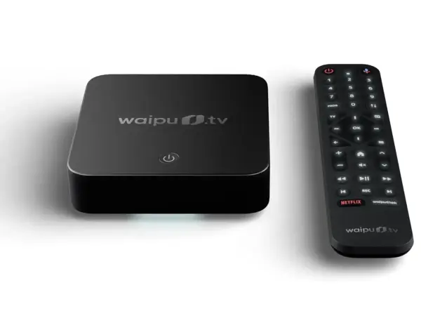 waipu.tv Box | Incl. Remote Control with Lighting 